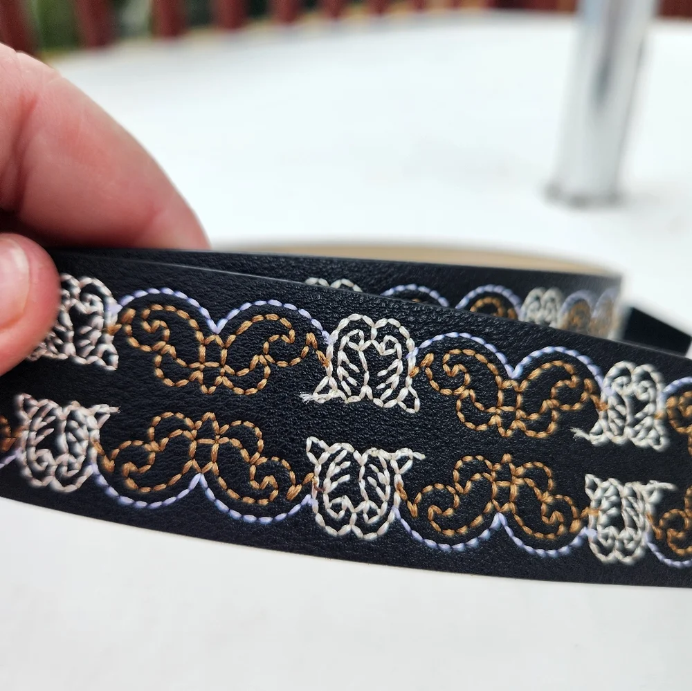 Women's Black Print Belt NEW Man Made Material Large
